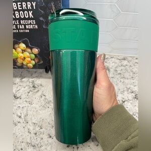 Starbucks 2024 Green Sparkle SS Tumbler w/Logo Silicon Band. NWT! Unreleased!